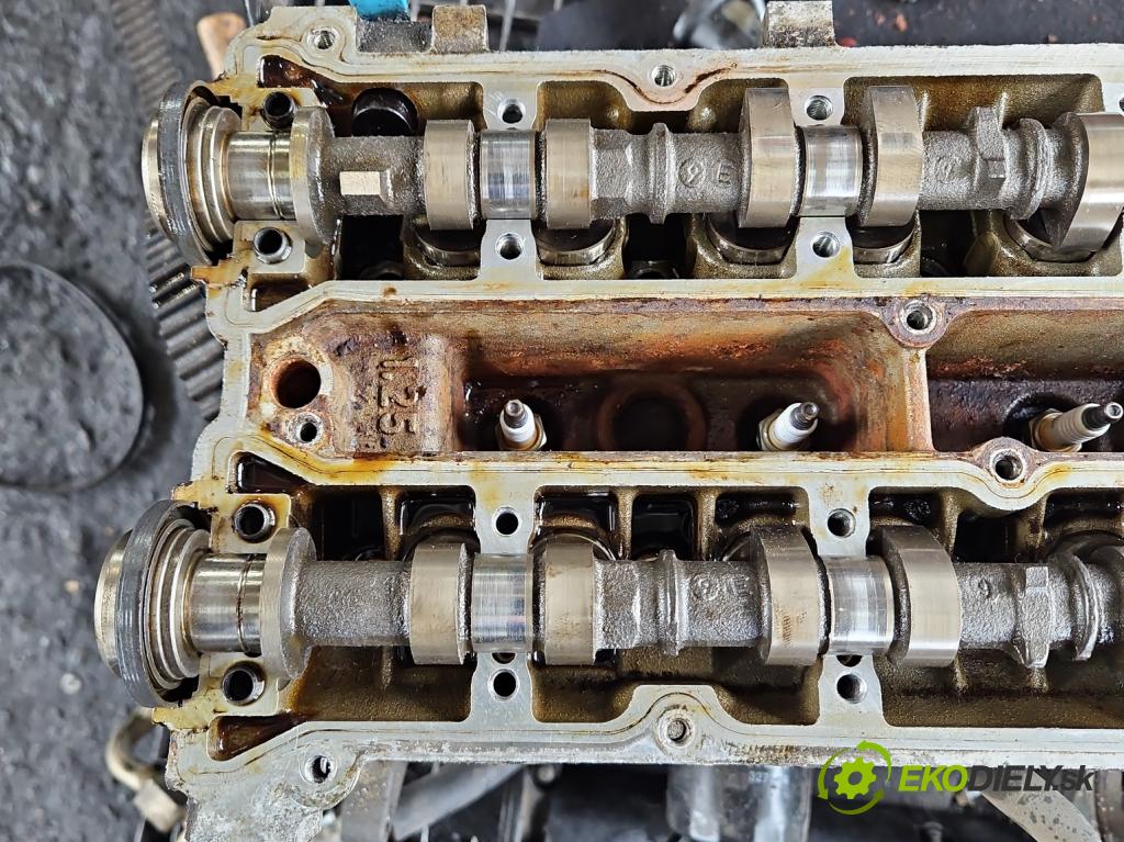 Ford Fiesta Mk7 2008-2017 1.2 16V 82 HP manual 60 kW 1242 cm3 5- Hlava: motora 8A6G6090AA