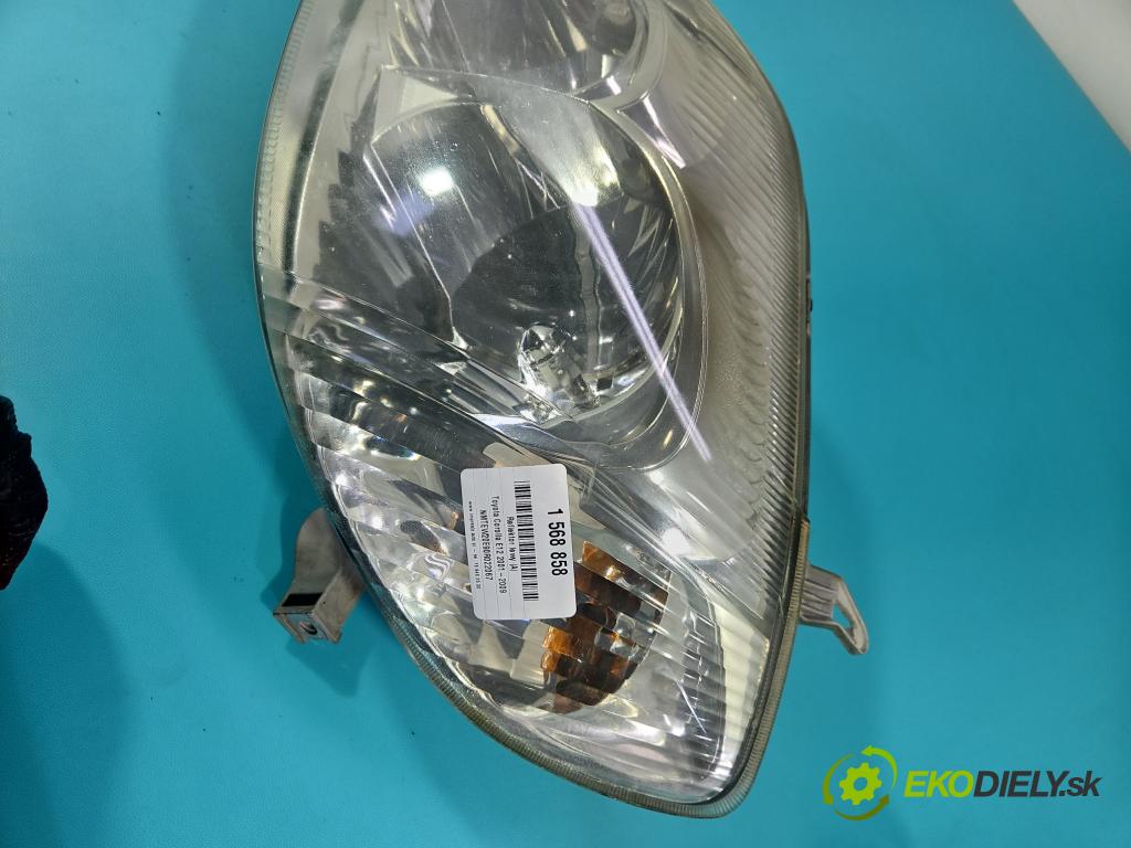 Toyota Corolla E12 2001-2009 2.0 D4D 116 HP manual 85 kW 1995 cm3 5- Reflektor: ľavý  (Kľučka dverí ostatné)