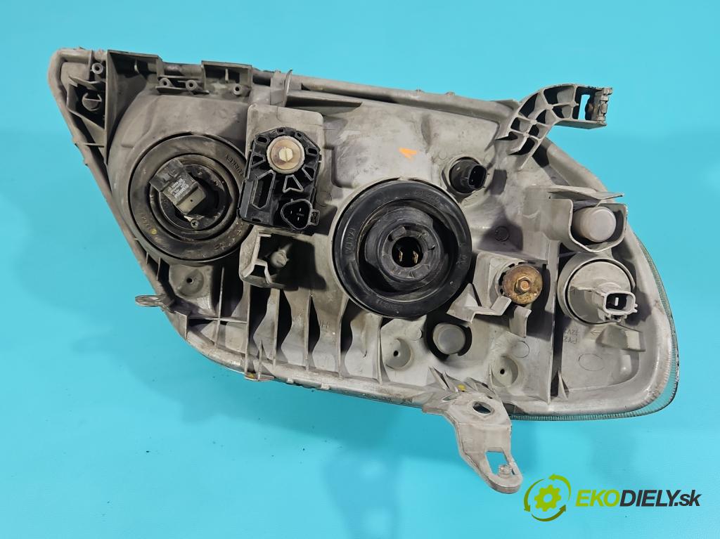 Toyota Corolla E12 2001-2009 2.0 D4D 116 HP manual 85 kW 1995 cm3 5- Reflektor: ľavý  (Kľučka dverí ostatné)