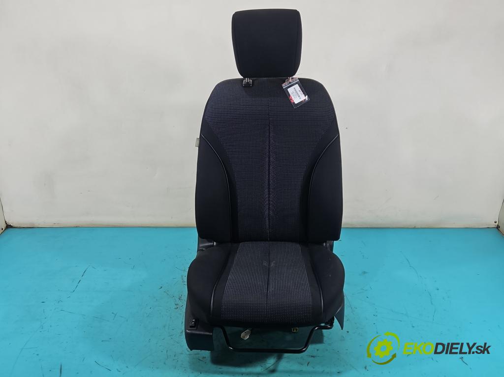 Mazda 2 II 2007-2014 1.3 16V 86 HP manual 63 kW 1349 cm3 3- Sedačka pravý  (Sedadlo)