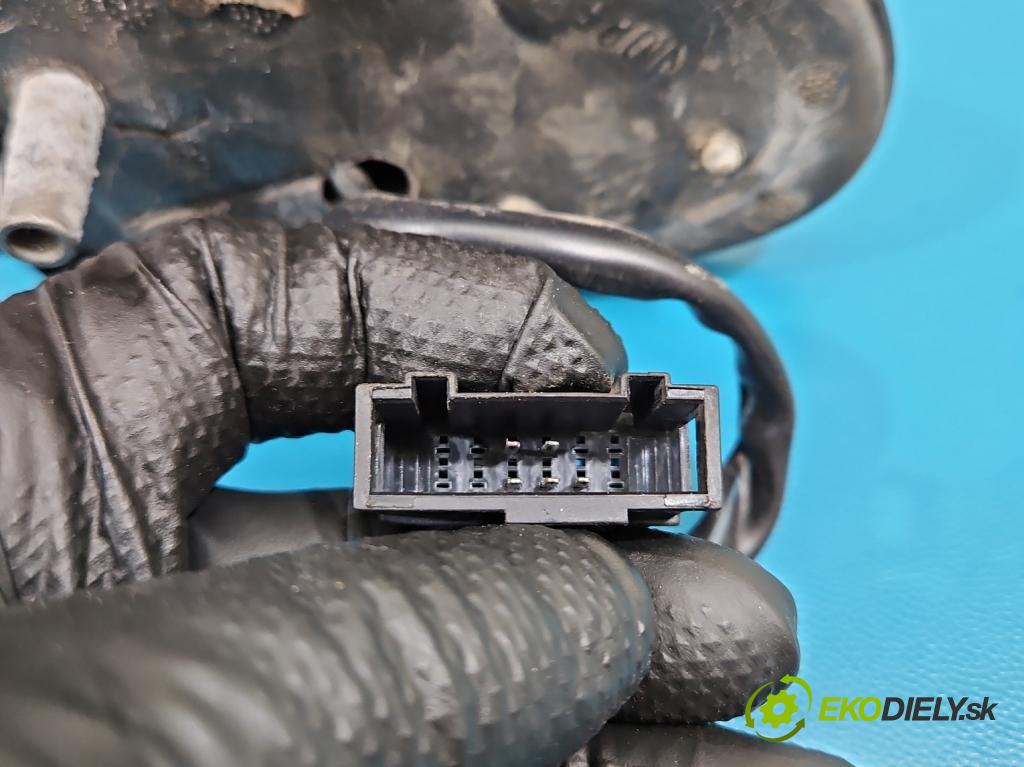 Vw Polo III 6N 1994-2001 1.0 mpi 50KM manual 37 kW 999 cm3 5- zrkadlo ľavé  (Kľučka dverí ostatné)