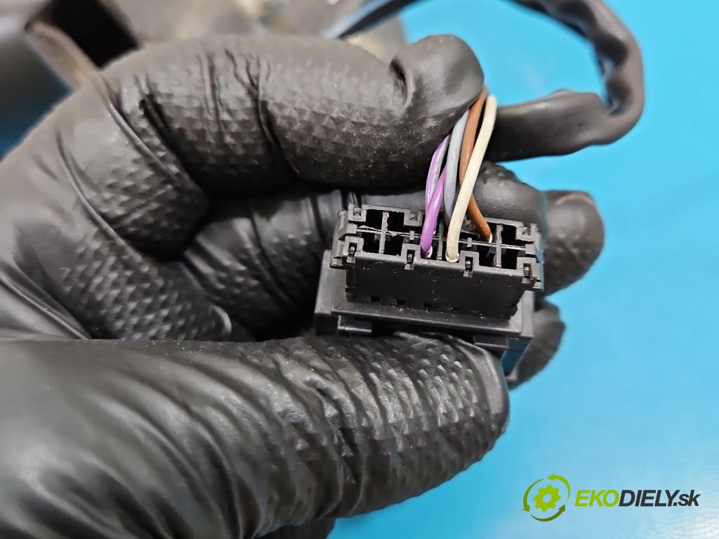 Vw Polo III 6N 1994-2001 1.0 mpi 50KM manual 37 kW 999 cm3 5- zrkadlo ľavé  (Kľučka dverí ostatné)