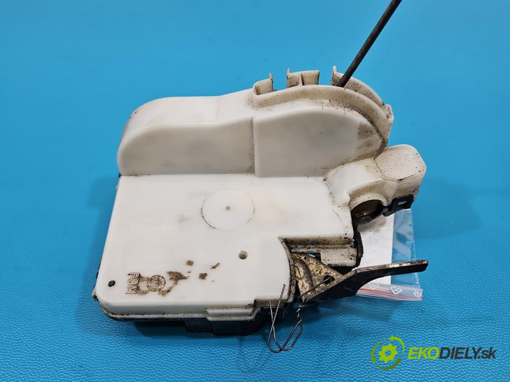 Vw Polo III 6N 1994-2001 1.0 mpi 50KM manual 37 kW 999 cm3 5- zámek přední levý 6N2837015D