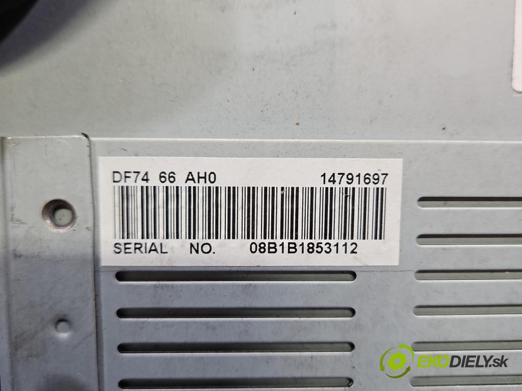 Mazda 2 II 2007-2014 1.3 16V 86 HP manual 63 kW 1349 cm3 3- Radio originál DF7466AR0