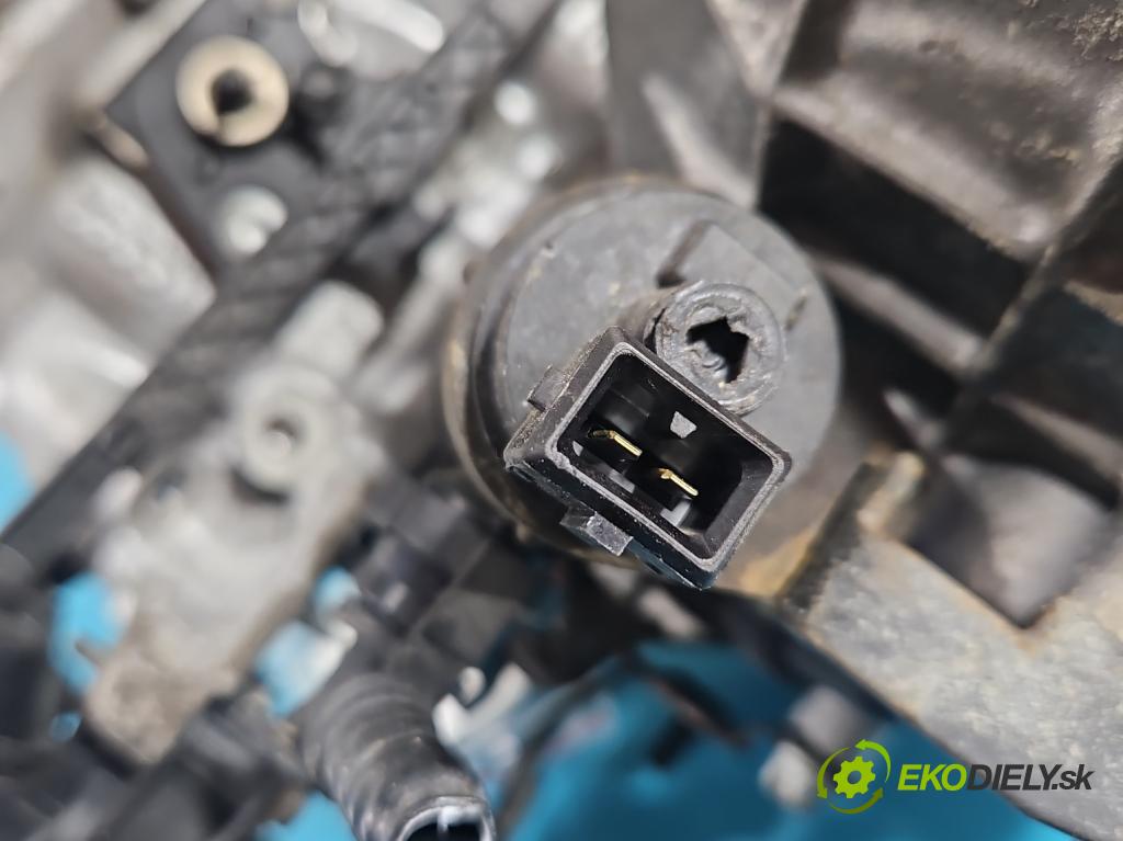 Opel Meriva A 2002-2010 1.6 16V 105 HP automatic 77 kW 1598 cm3 5- zvod nasávací 55559225 (Sacie potrubie)