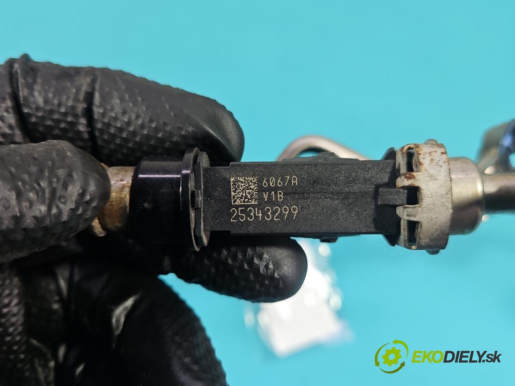 Opel Meriva A 2002-2010 1.6 16V 105 hp automatic 77 kW 1598 cm3 5- vstřikovač 25343299 (Vstřikovač paliva)