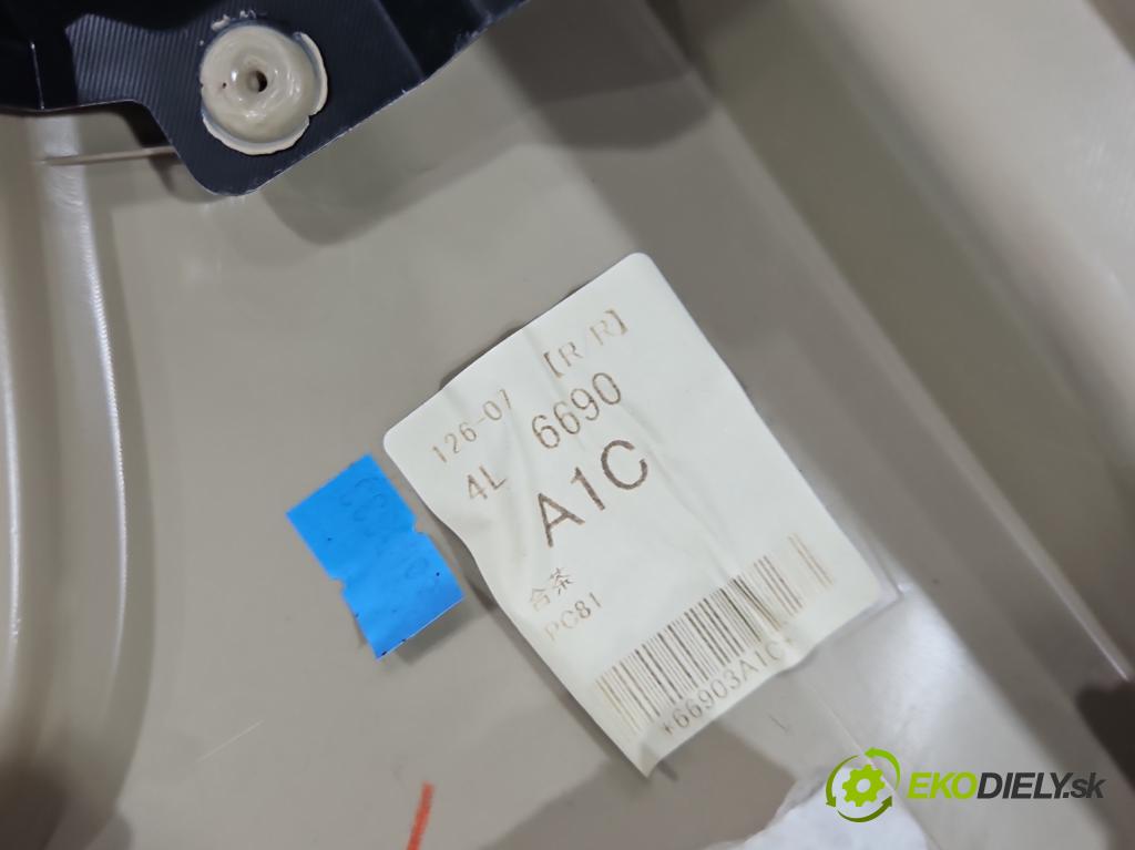 Nissan X-trail III T32 2013-2021 1.6 dci 131 HP automatic 96 kW 1598 cm3 5- sedačke: komplet