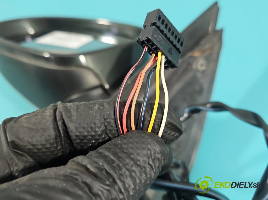 Vw Passat B6 2005-2010 1.6 8V 102 HP manual 75 kW 1595 cm3 5- zrkadlo ľavé  (Kľučka dverí ostatné)