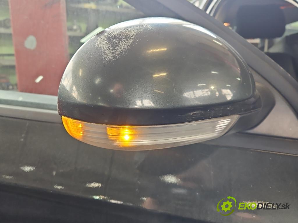 Vw Passat B6 2005-2010 1.6 8V 102 HP manual 75 kW 1595 cm3 5- zrkadlo pravé  (Kľučka dverí ostatné)