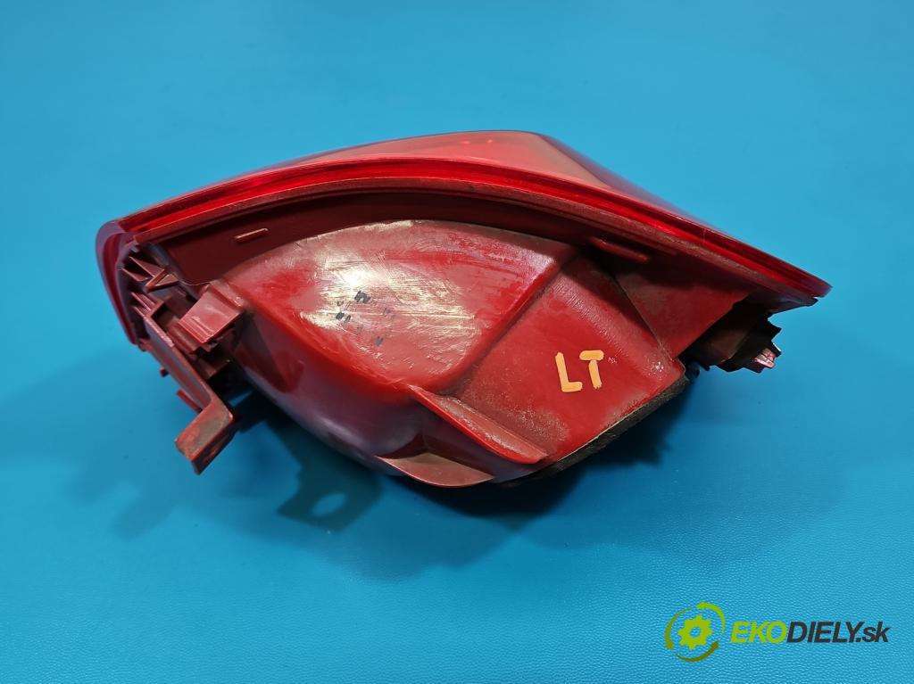 Vw Passat B6 2005-2010 1.6 8V 102 HP manual 75 kW 1595 cm3 5- svetlo / reflektor zadné ľavé  (Kľučka dverí ostatné)