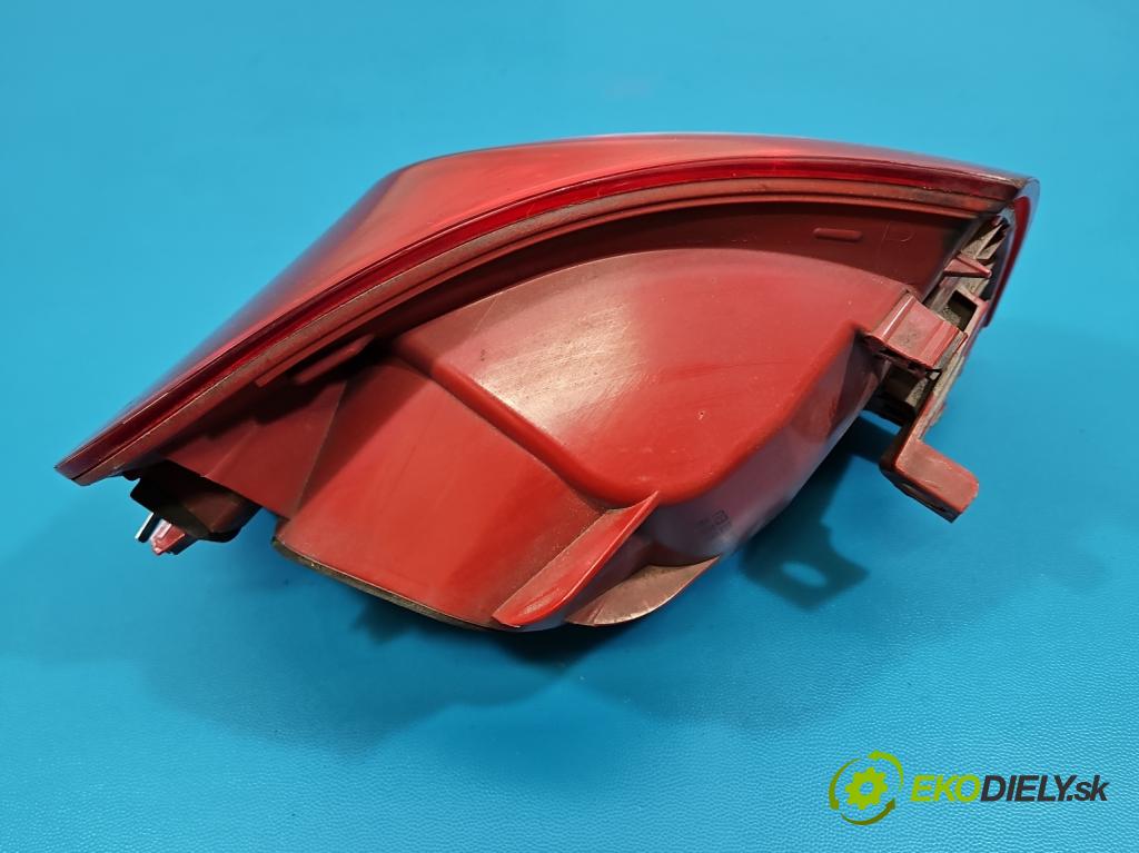 Vw Passat B6 2005-2010 1.6 8V 102 HP manual 75 kW 1595 cm3 5- svetlo / reflektor zadné pravé 3C9945096B (Kľučka dverí ostatné)