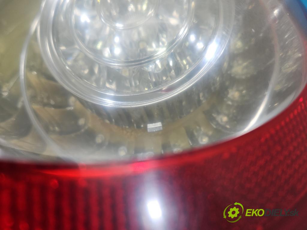 Vw Passat B6 2005-2010 1.6 8V 102 HP manual 75 kW 1595 cm3 5- svetlo / reflektor zadné pravé 3C9945096B (Kľučka dverí ostatné)