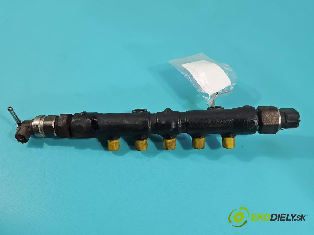 Toyota Corolla E12 2001-2009 2.0 D4D 116 HP manual 85 kW 1995 cm3 5- lišta vstrekovacia (Vstrekovacia lišta)