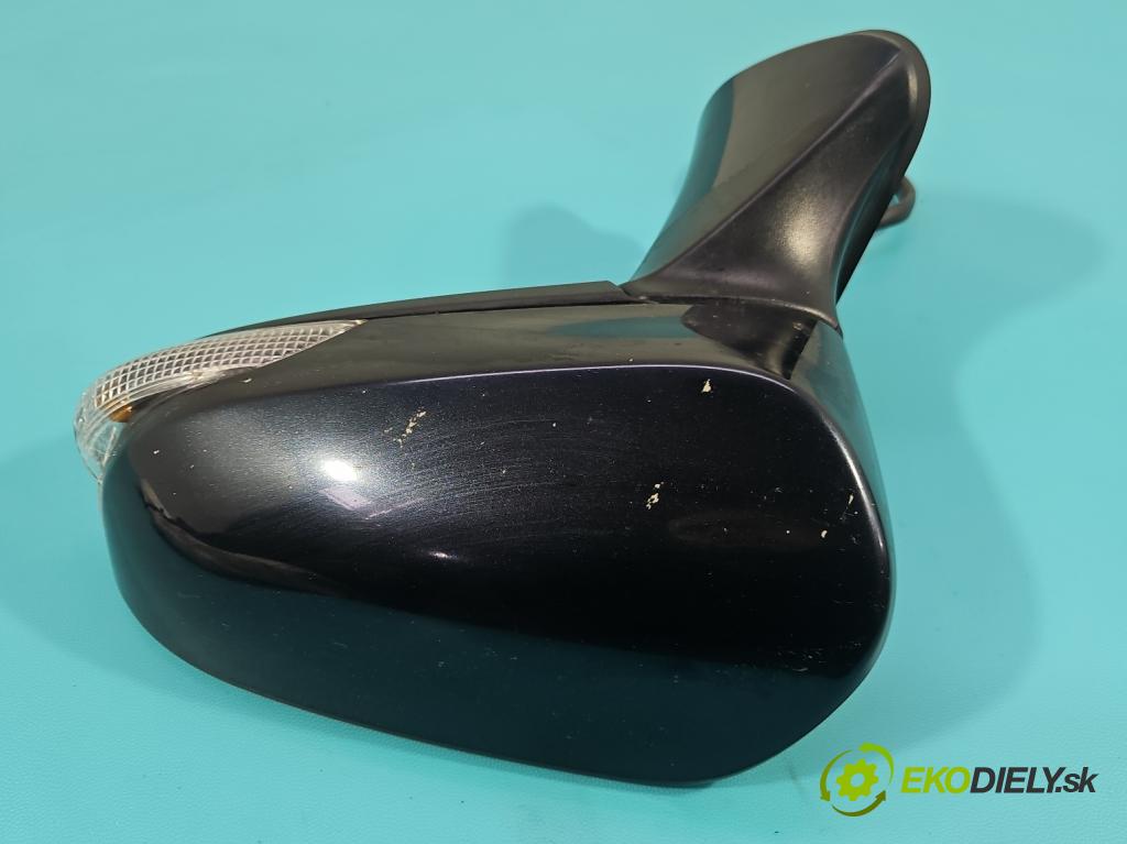 Toyota Verso 2009-2018 1.8 16V 147 HP manual 108 kW 1798 cm3 5- zrkadlo ľavé  (Kľučka dverí ostatné)