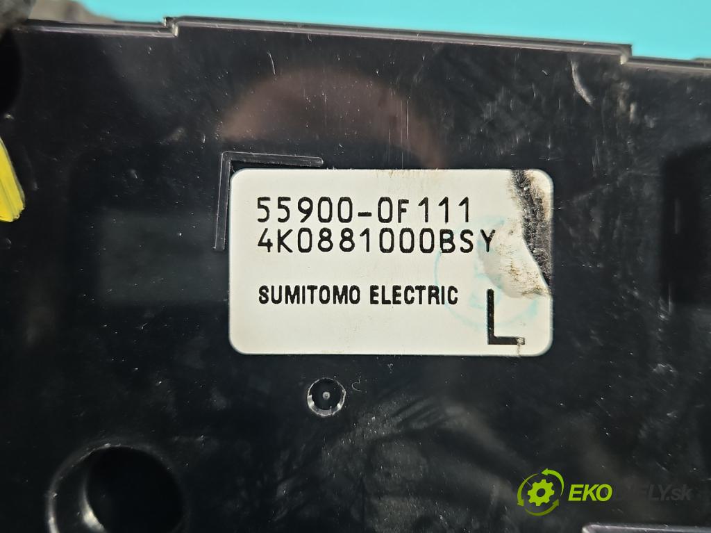 Toyota Verso 2009-2018 1.8 16V 147 HP manual 108 kW 1798 cm3 5- panel kúrenia 55900-0F111