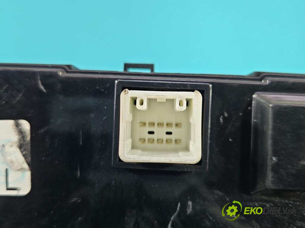 Toyota Verso 2009-2018 1.8 16V 147 HP manual 108 kW 1798 cm3 5- panel kúrenia 55900-0F111