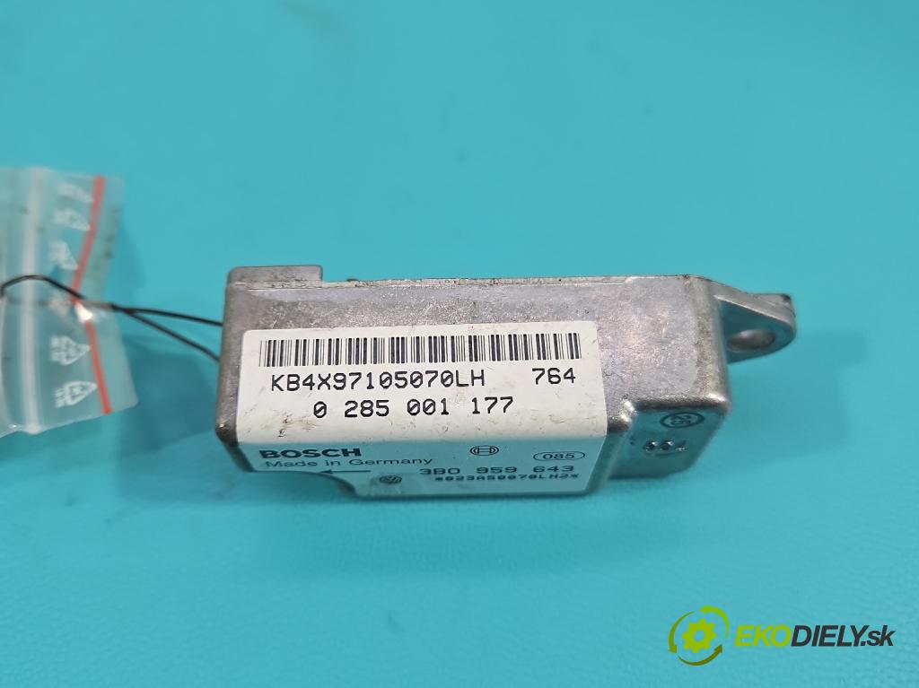 Vw Passat B5 1995-2005 1.6 8V 101 HP manual 74 kW 1595 cm3 4- snímač šokovat: 3B0959643 (Snímač nárazu)