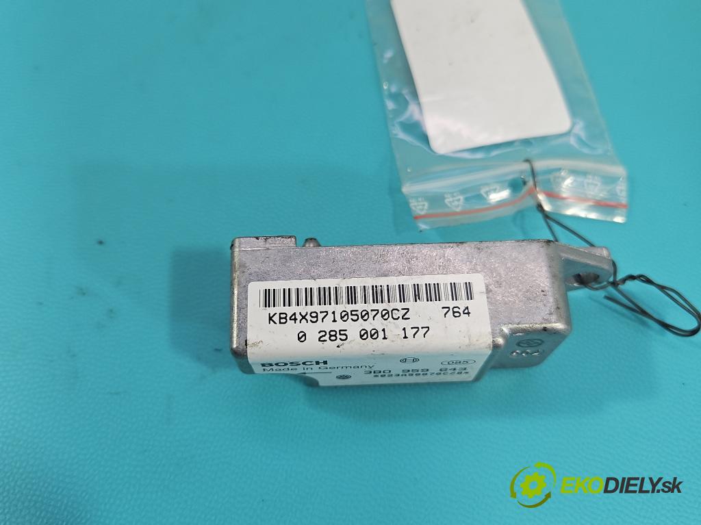 Vw Passat B5 1995-2005 1.6 8V 101 HP manual 74 kW 1595 cm3 4- snímač šokovat: 3B0959643 (Snímač nárazu)
