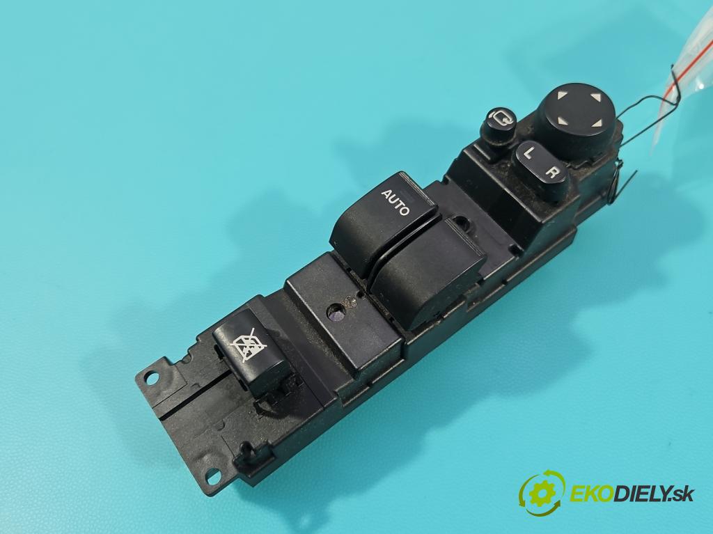 Mazda 2 II 2007-2014 1.3 16V 86 hp manual 63 kW 1349 cm3 3- Přepínač oken zpětných zrcátek DJ0266350A