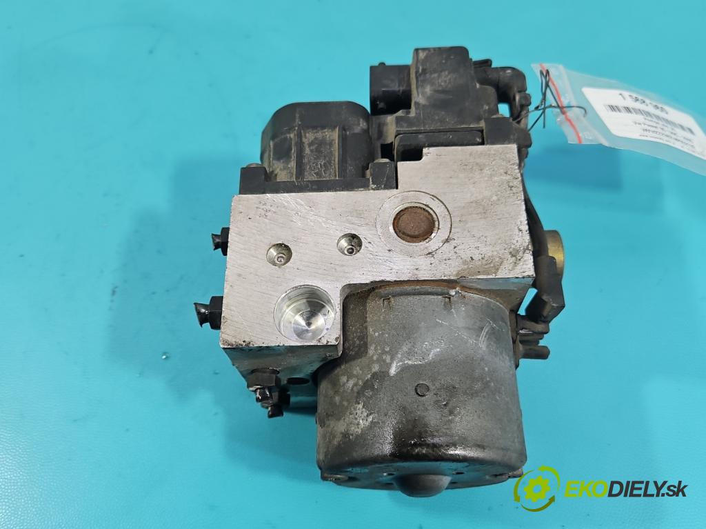 Vw Passat B5 1995-2005 1.6 8V 101 hp manual 74 kW 1595 cm3 4- čerpadlo abs 0273004132 (Pumpa ABS)