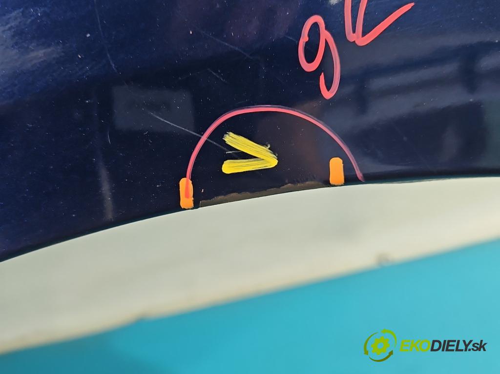 Toyota Corolla E12 2001-2009 2.0 D4D 116 hp manual 85 kW 1995 cm3 5- blatnik přední levý  (Levý přední blatník)