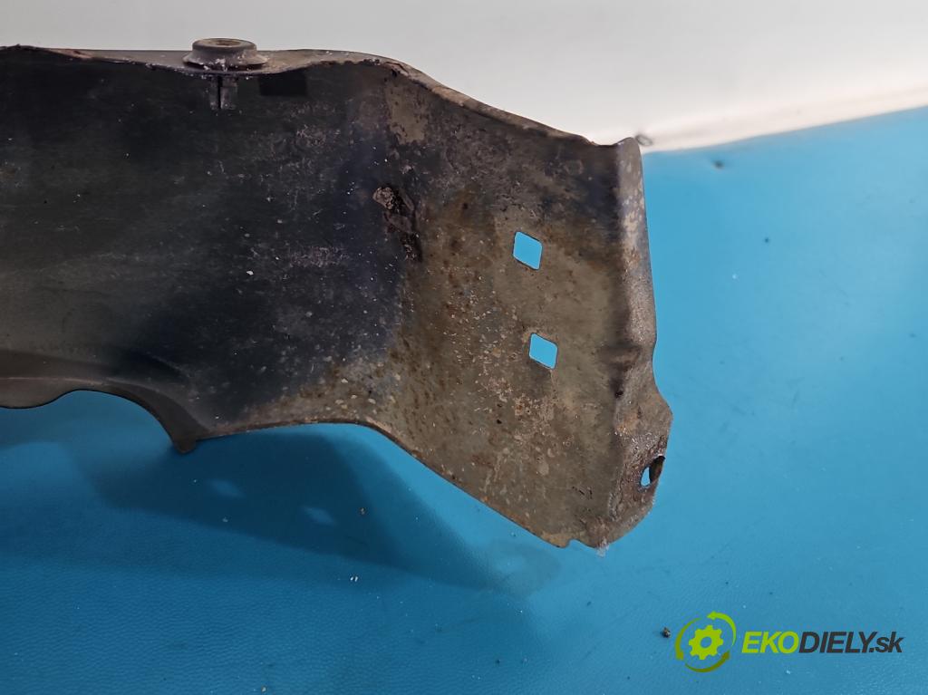 Toyota Corolla E12 2001-2009 2.0 D4D 116 hp manual 85 kW 1995 cm3 5- blatnik přední levý  (Levý přední blatník)