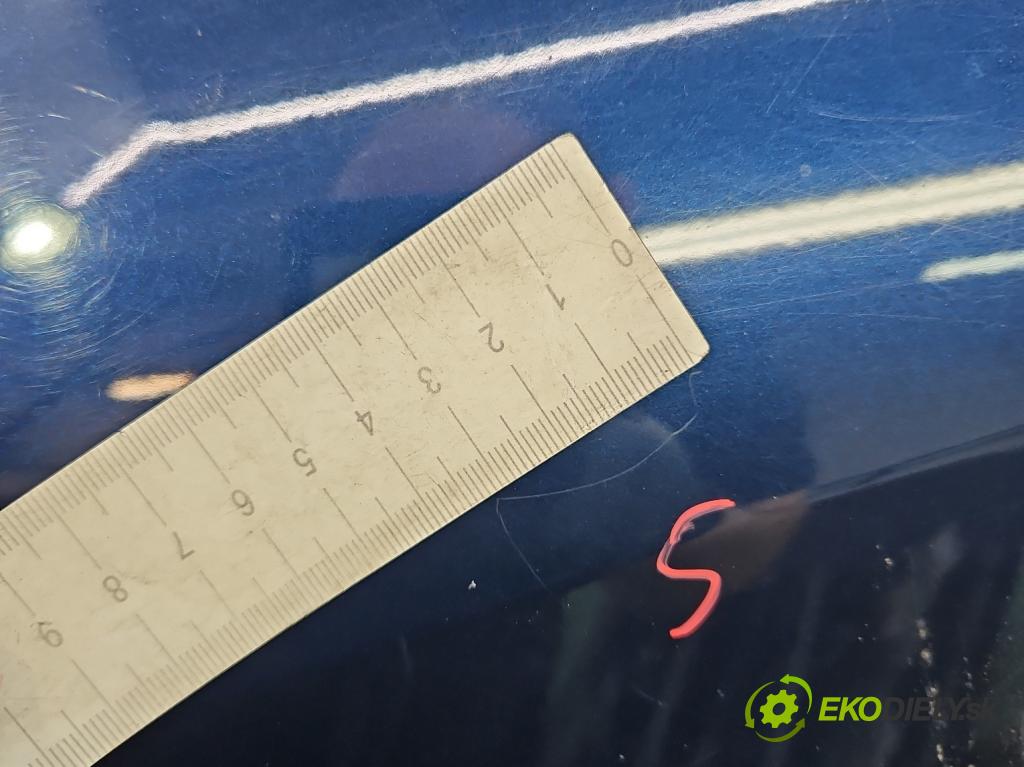 Toyota Corolla E12 2001-2009 2.0 D4D 116 hp manual 85 kW 1995 cm3 5- blatnik přední levý  (Levý přední blatník)