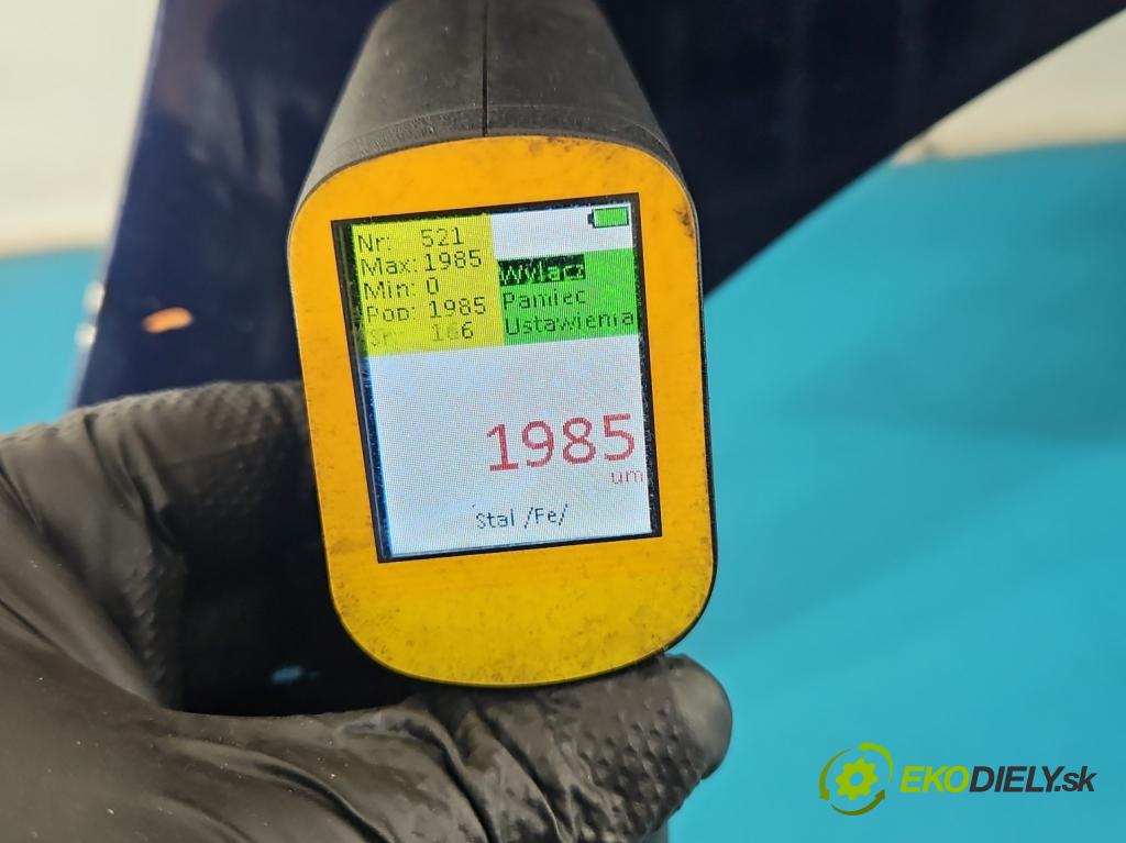 Toyota Corolla E12 2001-2009 2.0 D4D 116 HP manual 85 kW 1995 cm3 5- blatník predné pravý  (Kľučka dverí ostatné)