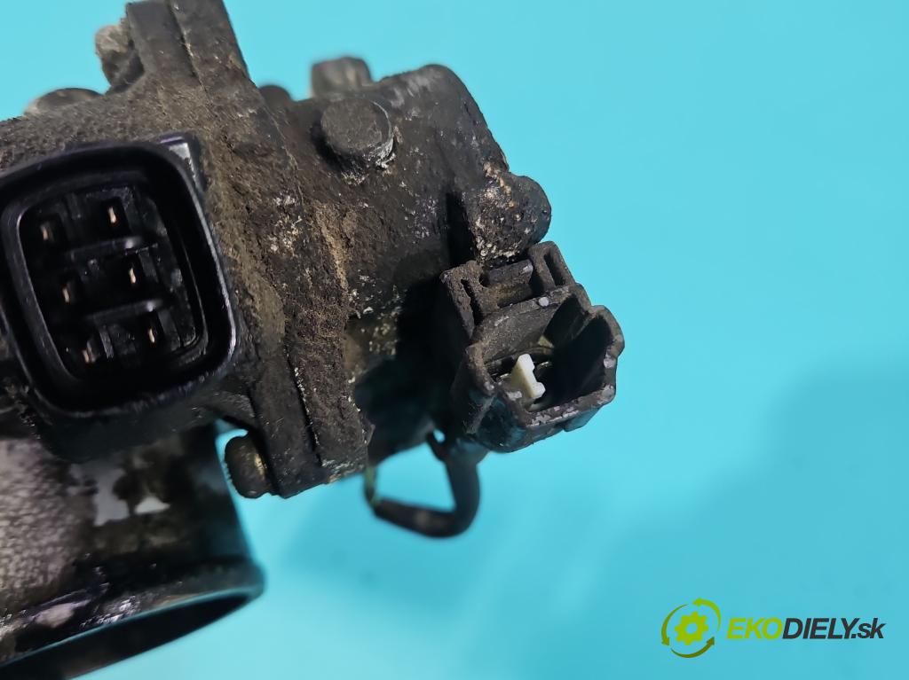 Toyota Corolla E12 2001-2009 2.0 D4D 116 HP manual 85 kW 1995 cm3 5- klapka  (Škrtiaca klapka)