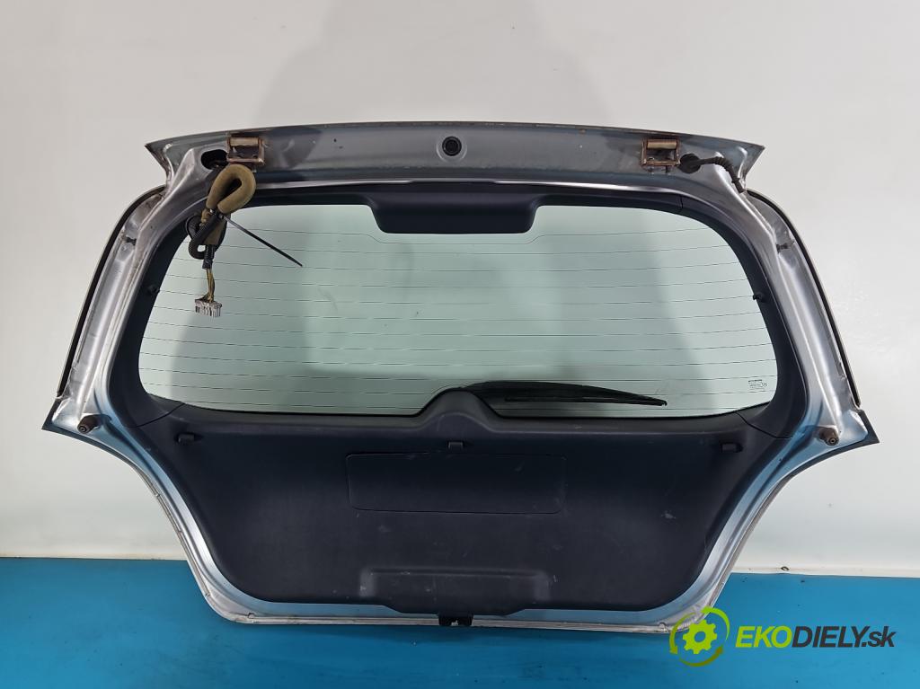 Honda Civic VII 2000-2006 1.7 citd 101 HP manual 74 kW 1686 cm3 5- zadna kufor  (Kapota zadná (kufor))