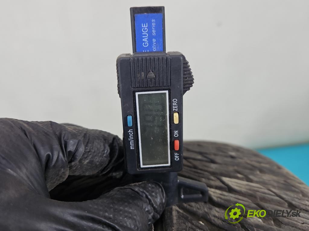 Bmw X5 E70 2006-2013 3.0d 245KM automatic 180 kW 2993 cm3 5- pneumatiky: zimní para