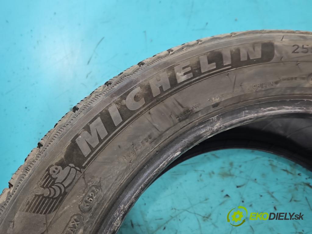 Bmw X5 E70 2006-2013 3.0d 245KM automatic 180 kW 2993 cm3 5- pneumatiky: zimní para