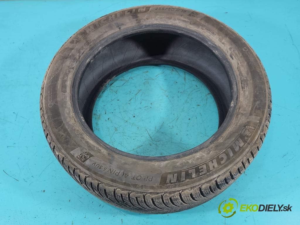 Bmw X5 E70 2006-2013 3.0d 245KM automatic 180 kW 2993 cm3 5- pneumatiky: zimní para