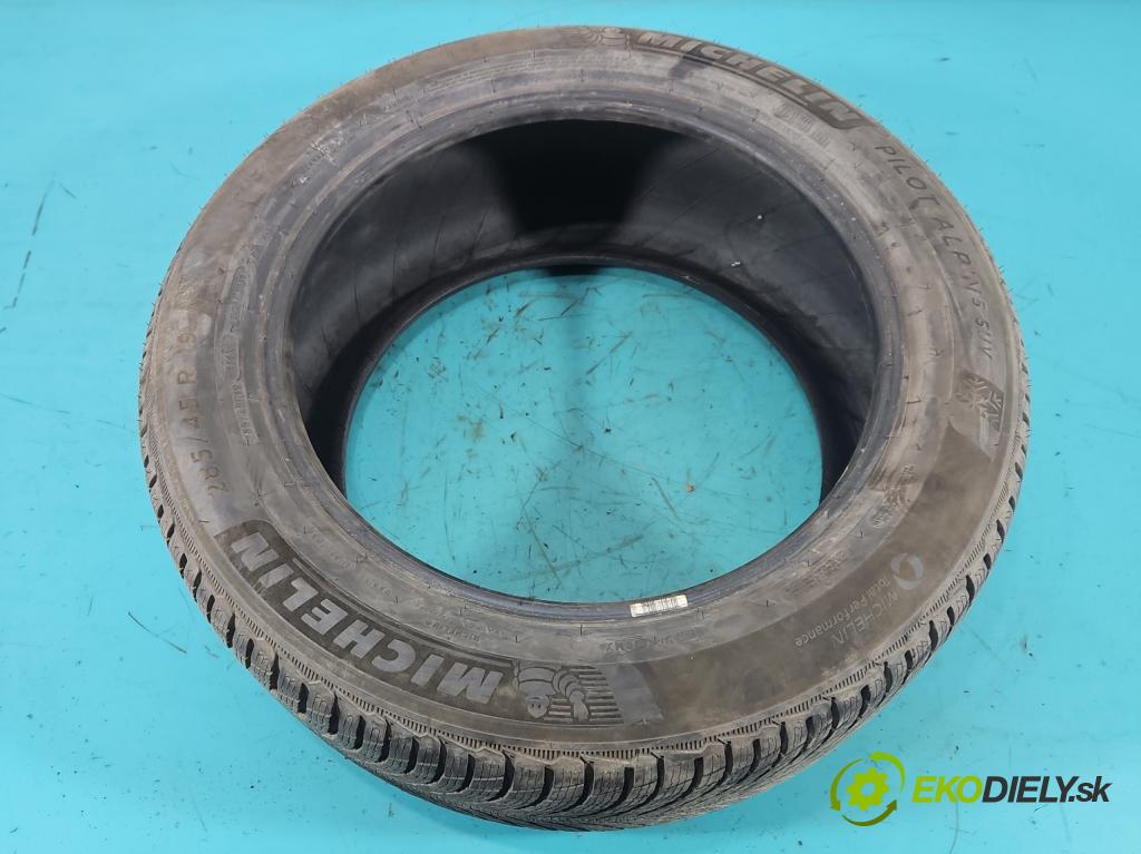 Bmw X5 E70 2006-2013 3.0d 245KM automatic 180 kW 2993 cm3 5- pneumatiky: zimní para