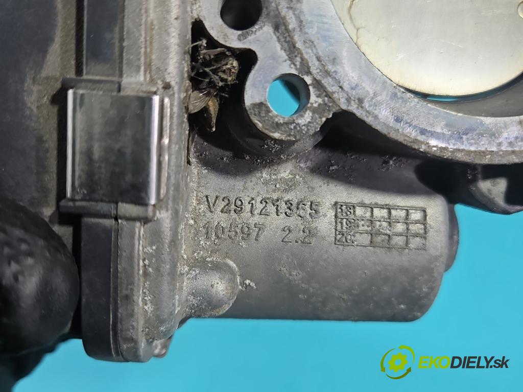 Skoda Octavia III 2013- 1.5 TSI 150 HP manual 110 kW 1498 cm3 5- klapka 04E133062Q (Škrtiaca klapka)