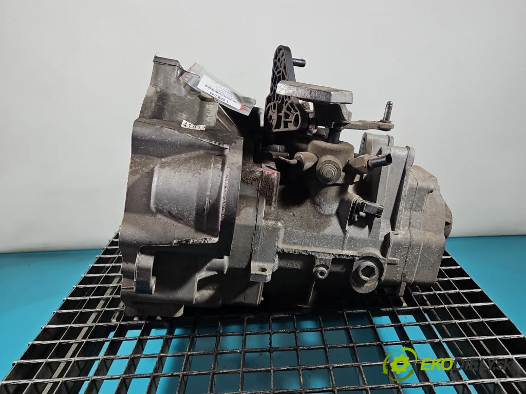 Skoda Octavia III 2013- 1.5 TSI 150 HP manual 110 kW 1498 cm3 5- prevodovka stupeň,rýchlosť manual TJW