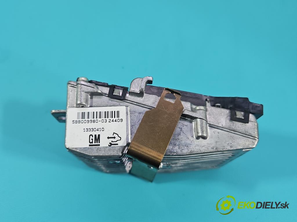 Opel Insignia A 2008-2017 2.0 cdti 131 hp manual 96 kW 1956 cm3 5- Kamera přední 13330410