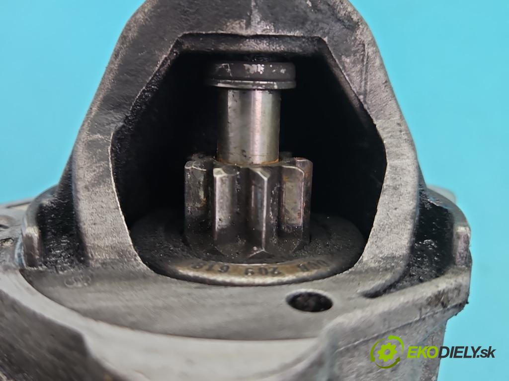 Vw Passat B5 1995-2005 1.6 8V 101 HP manual 74 kW 1595 cm3 4- štartér 058911023B (Štartér)