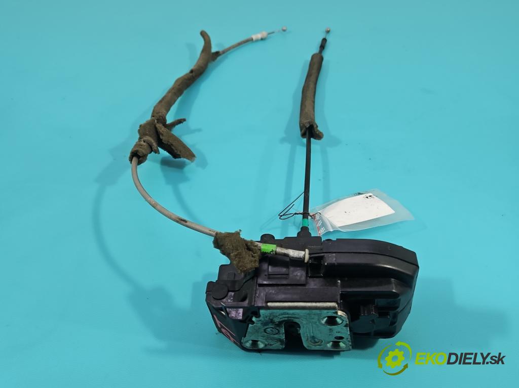 Nissan Qashqai I J10 2006-2013 2.0 dci 150 hp manual 110 kW 1995 cm3 5- zámek zadní pravý