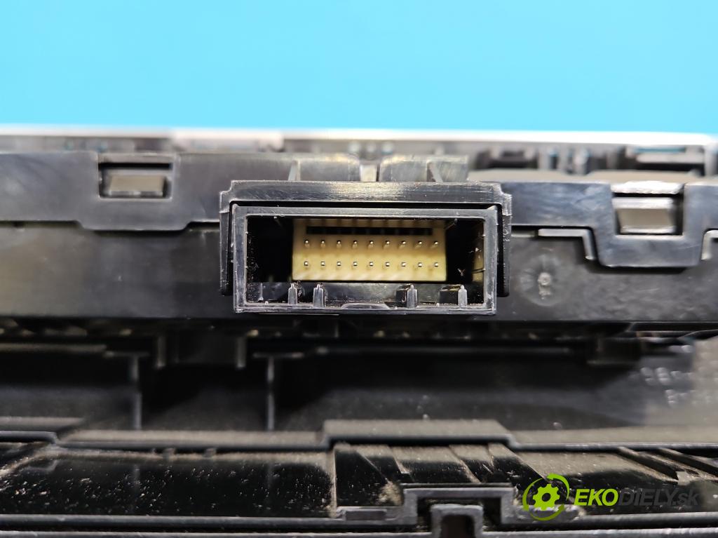 Renault Clio V 2019- 1.0 91KM automatic 67 kW 999 cm3 5- palubní deska panel topení 275100936R