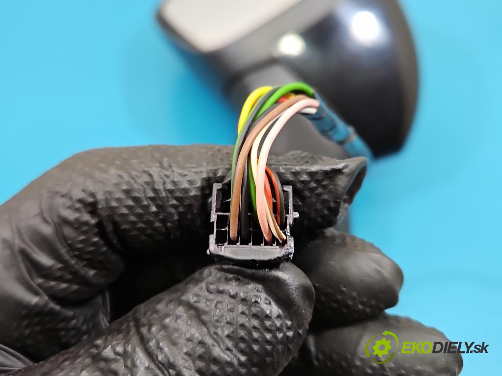 Renault Clio V 2019- 1.0 91 KM automatic 67 kW 999 cm3 5- zrkadlo ľavé  (Kľučka dverí ostatné)