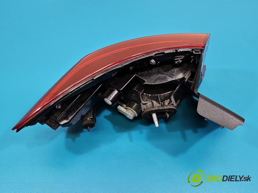 Renault Clio V 2019- 1.0 91 KM automatic 67 kW 999 cm3 5- svetlo / reflektor zadné pravé 265504885R (Kľučka dverí ostatné)