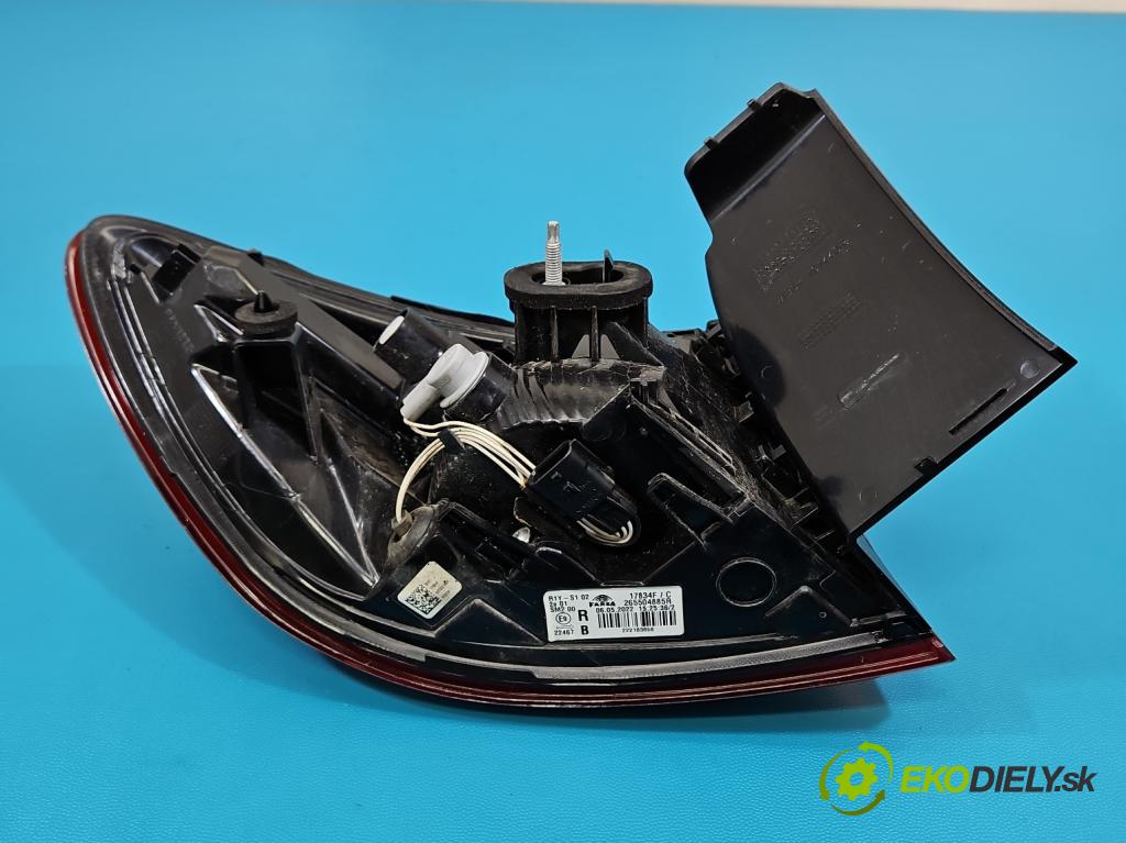 Renault Clio V 2019- 1.0 91 KM automatic 67 kW 999 cm3 5- svetlo / reflektor zadné pravé 265504885R (Kľučka dverí ostatné)