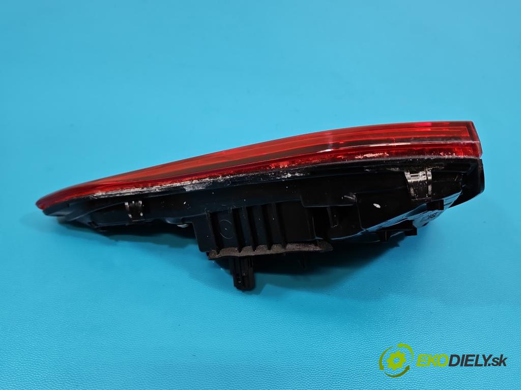 Renault Clio V 2019- 1.0 91 KM automatic 67 kW 999 cm3 5- svetlo / reflektor zadné pravé 265503304R (Kľučka dverí ostatné)