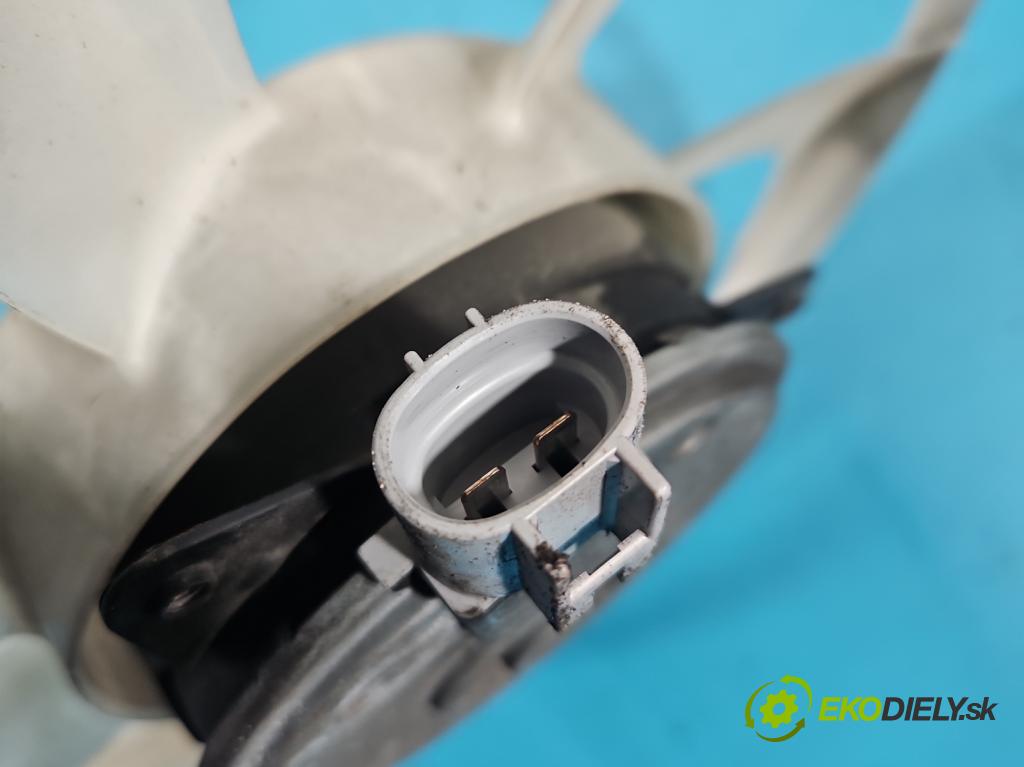 Toyota Auris II 2012-2018 1.8 16V 99 hp automatic 73 kW 1798 cm3 5- ventilátor chladič 16363-0T090