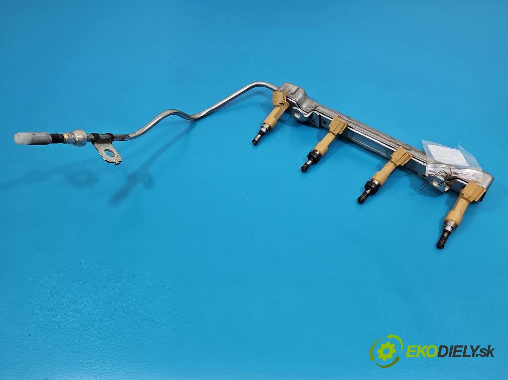 Toyota Auris II 2012-2018 1.8 16V 99 HP automatic 73 kW 1798 cm3 5- vstrek 23250-0T030 (Vstrekovač paliva)