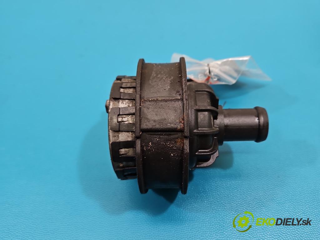 Skoda Octavia IV 2019- 2.0 TDI 116 HP manual 85 kW 1968 cm3 5- pompa obehu voda: 3Q0965564