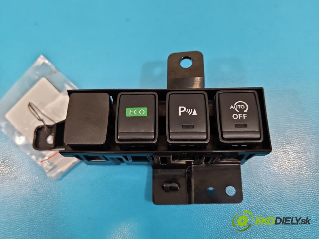 Nissan X-trail III T32 2013-2021 1.6 dci 131 hp automatic 96 kW 1598 cm3 5- Přepínač