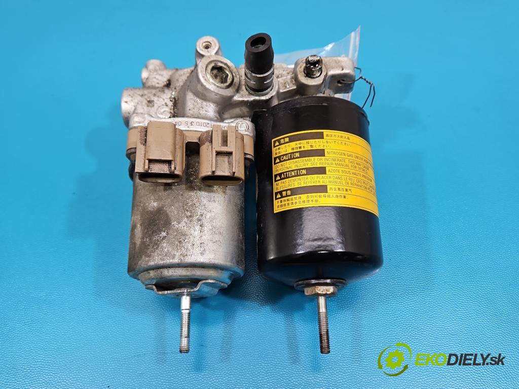 Toyota Auris II 2012-2018 1.8 16V 99 hp automatic 73 kW 1798 cm3 5- čerpadlo abs 47070-12010 (Pumpa ABS)