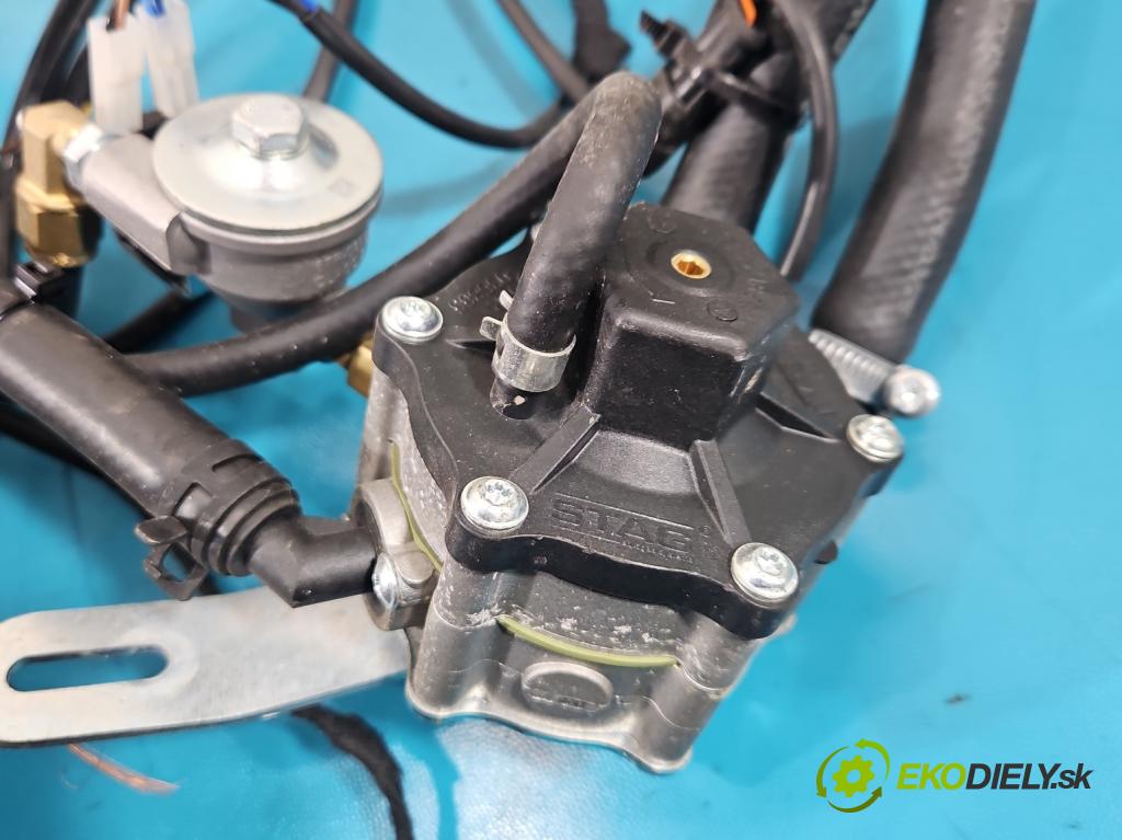 Toyota Auris II 2012-2018 1.8 16V 99 HP automatic 73 kW 1798 cm3 5- inštalácia LPG